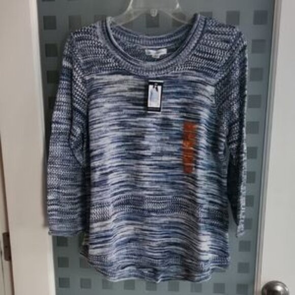 Womens Top (size M), NWT) - Picture 2 of 5